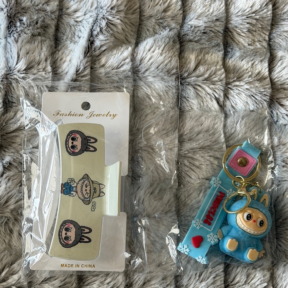 Fashion Jewelry Accessories - Bundle Fashion Labubu keychain and hair claw, NIP